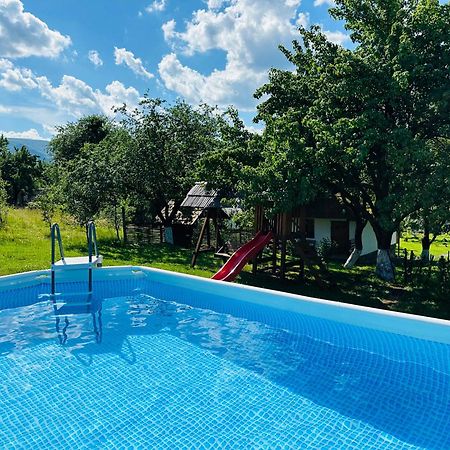 Vila Еко Дім З Соломи Soločin Exteriér fotografie