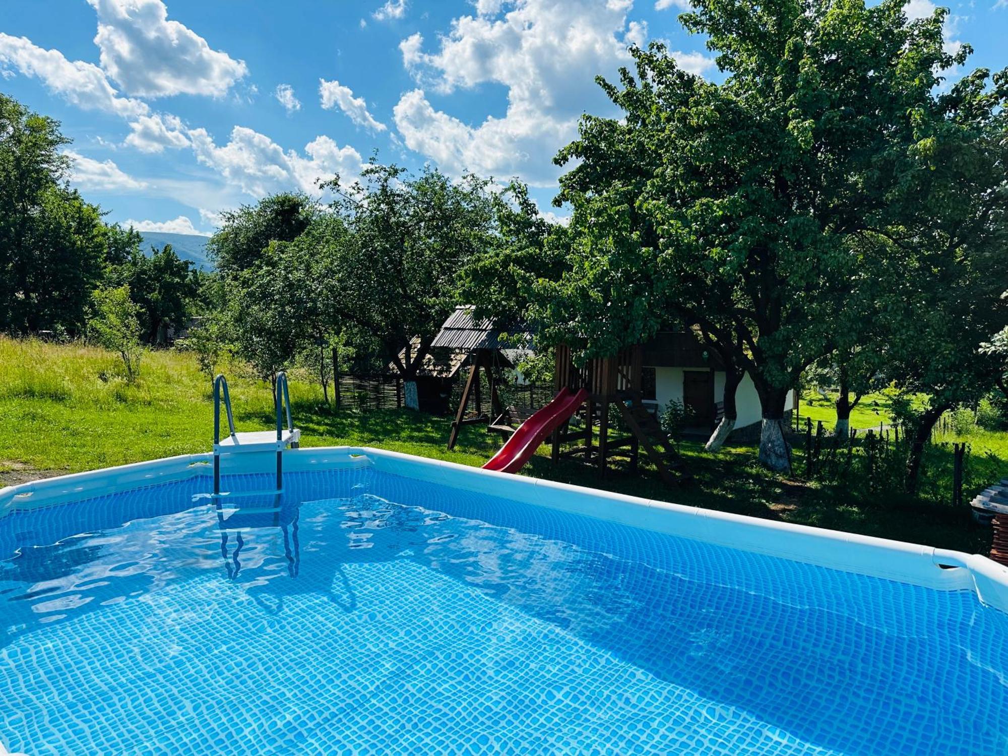 Vila Еко Дім З Соломи Soločin Exteriér fotografie